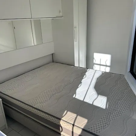 Super Rez De Jardin, Parking, Internet * Sète