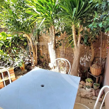 Super Rez De Jardin, Parking, Internet Apartamento Sète