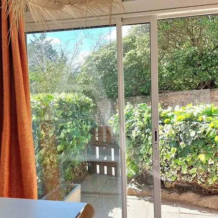 Super Rez De Jardin, Parking, Internet *